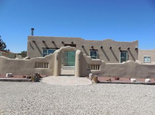 125 Old Canoncito Rd, Laguna, NM 87026