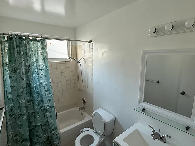 2220 Duvall St #2220 — Photo 4