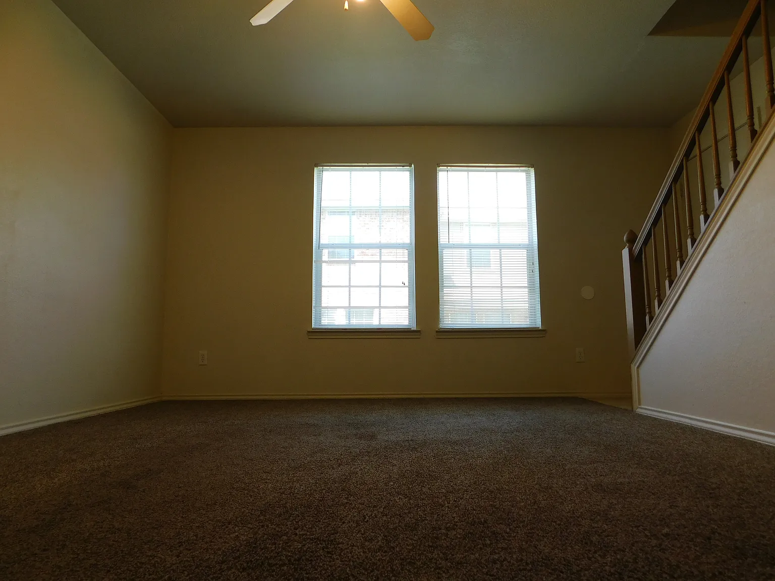 2 bed, 1.5 bath, 978 sqft, $795 — Photo 4