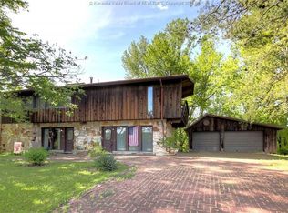 3966 Teays Valley Rd, Hurricane, WV 25526