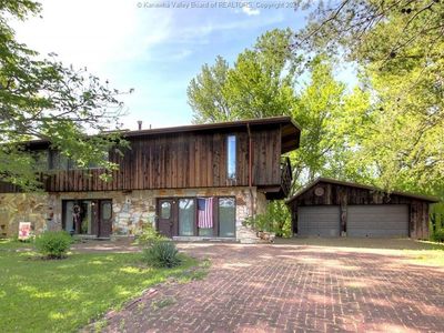 3966 Teays Valley Rd, Hurricane, WV, 25526