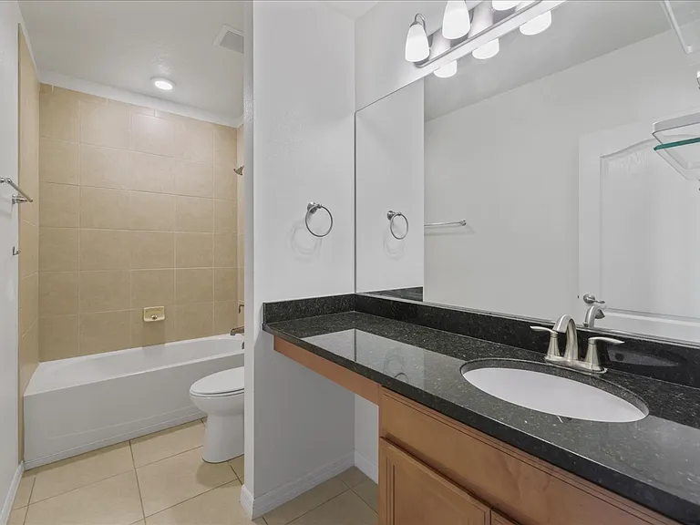 529 SW 26th Terrace Cpe — Photo 18