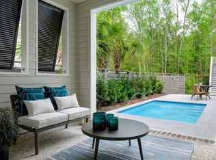 1120 Fulton Hall Ln, Mount Pleasant, SC 29466