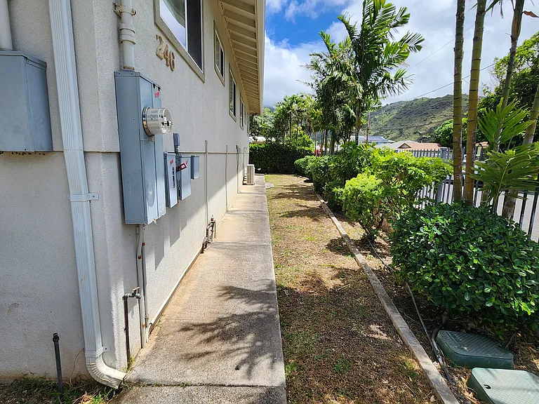 246 Moomuku Pl — Photo 23