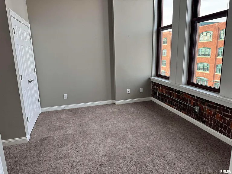 1534 River Dr #202 — Photo 7