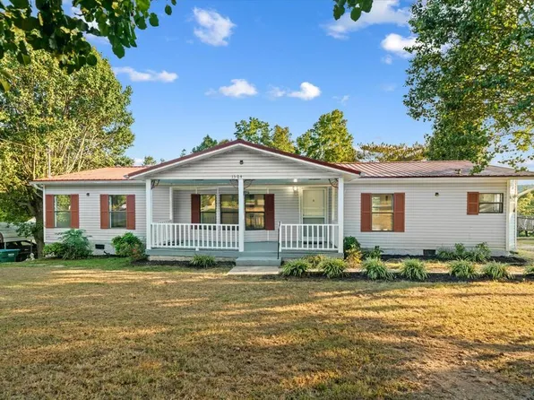 1504 Roach Hollow Rd, Ringgold, GA 30736