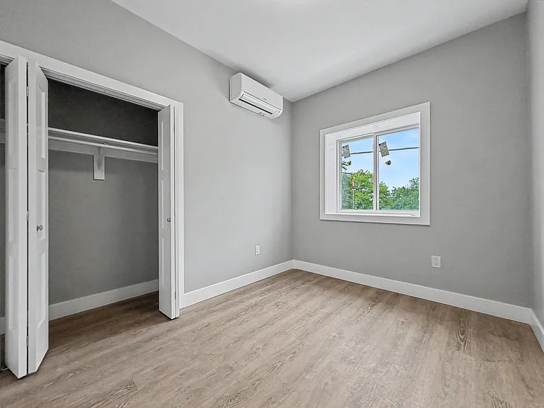 199 Pine St #6 — Photo 11