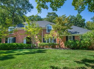 34 Arden Rd, Mountain Lakes, NJ 07046