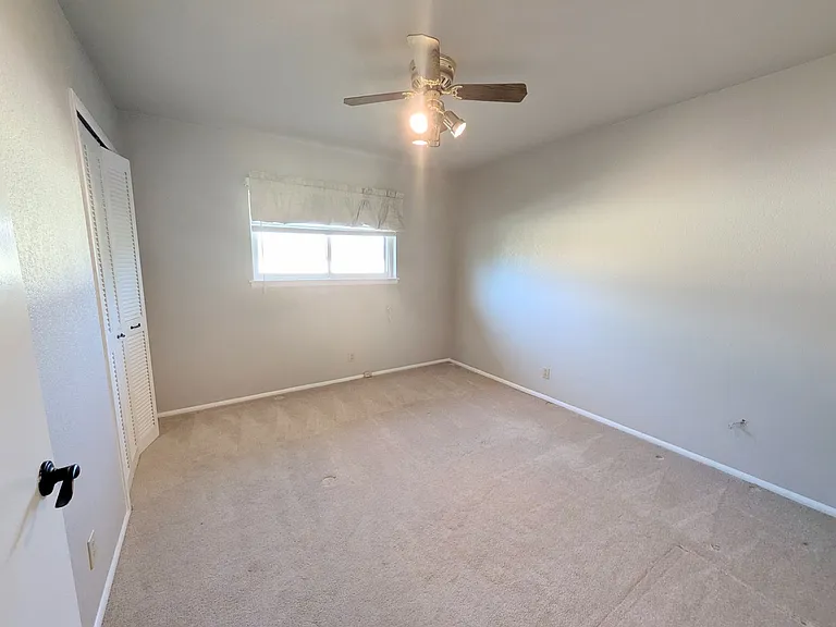 6618 Cloverbend St — Photo 50