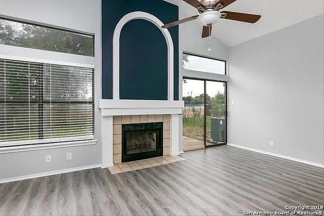 3 bed, 1270 sqft, $1,595 — Photo 4