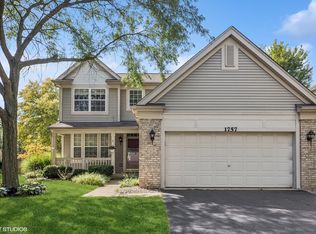 1757 Melbourne Ln, Aurora, IL 60503
