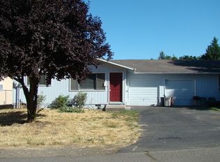 331 Gangnes Dr, Talent, OR 97540