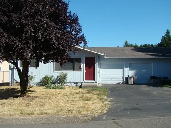 331 Gangnes Dr, Talent, OR 97540
