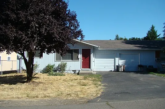 331 Gangnes Dr photo 1