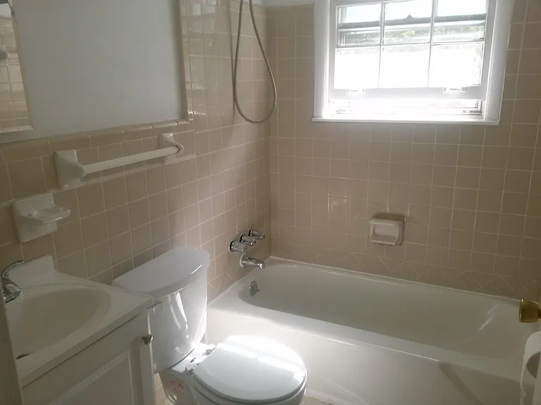 2907 W Linden Ave #B — Photo 7