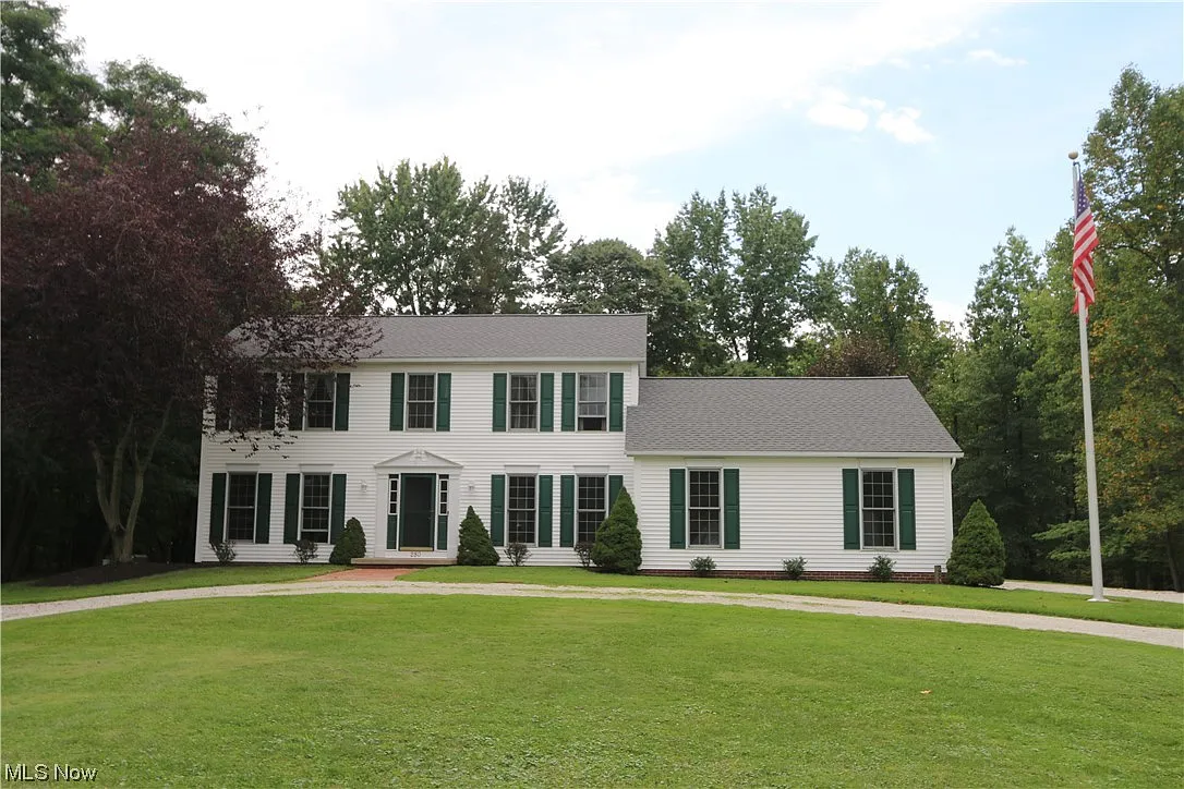 280 Sagamore Rd photo 1