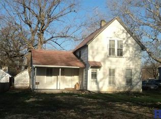 536 N Pine St, Valparaiso, NE 68065