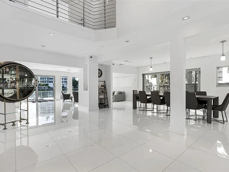 9380 Bay Dr — Photo 19