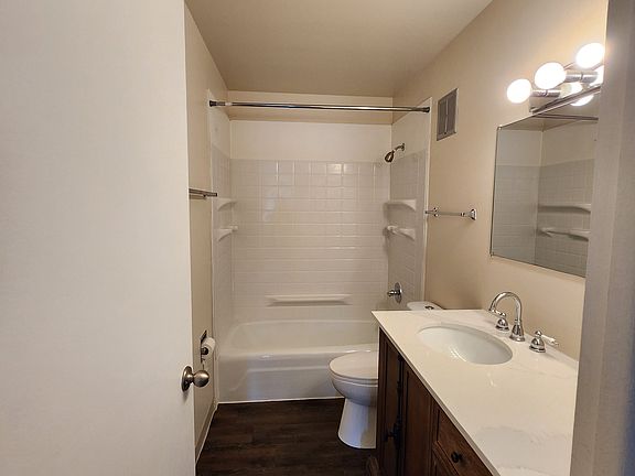 SVApts-2 Bed Bathrm_07122024