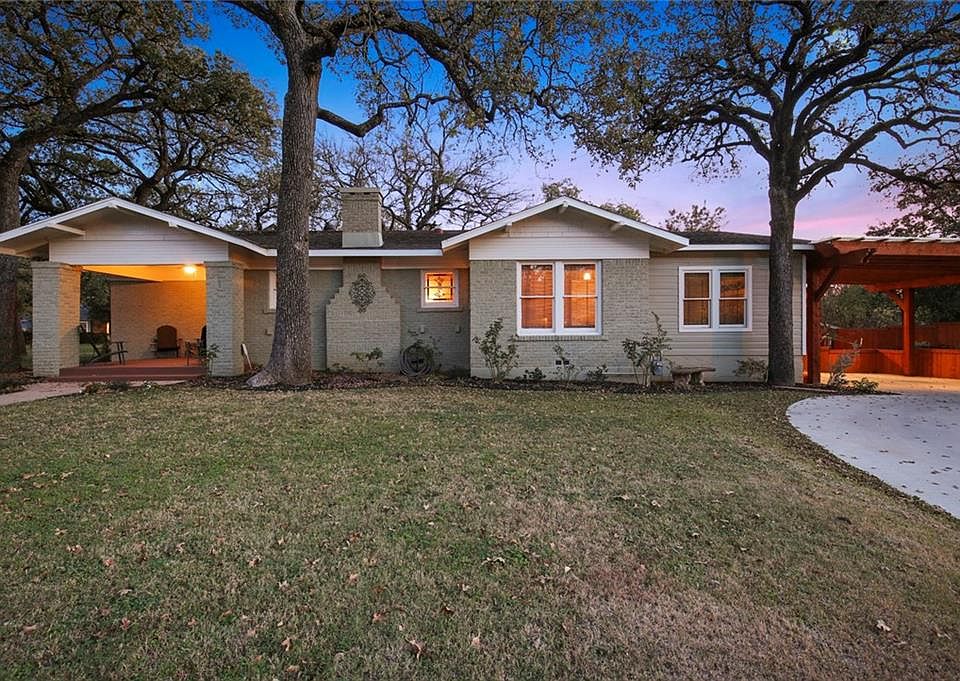 1st image of 1615 Bluebonnet Dr