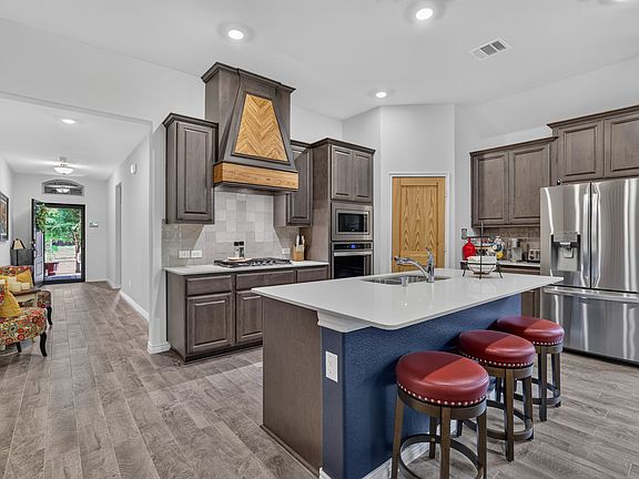 5th image of 3936 Sidney Ln