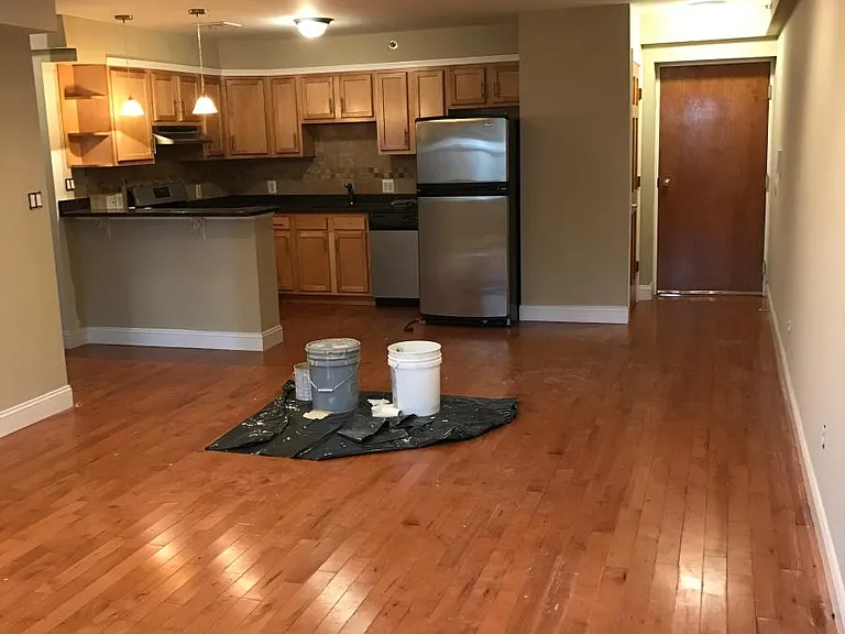 2028 Fairmount Ave #2R — Photo 16