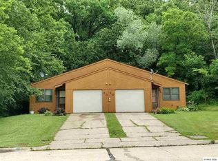 3060 N Grandview Ave, Dubuque, IA 52001