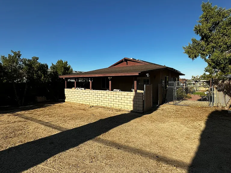 57486 Pueblo Trl — Photo 17