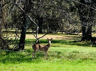 101 Trailblazer Dr, Angleton, TX 77515