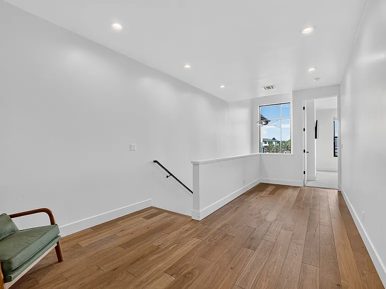 2100 E Island Cove Ln — Photo 19