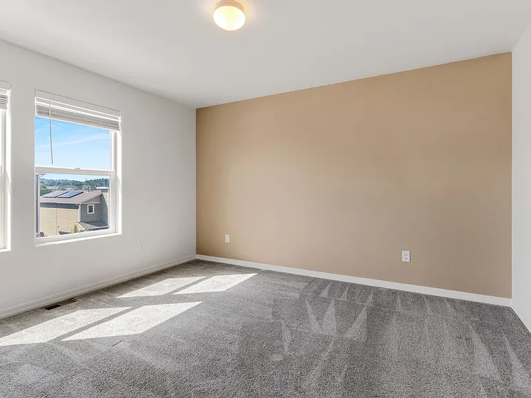 897 Technology Ct — Photo 23