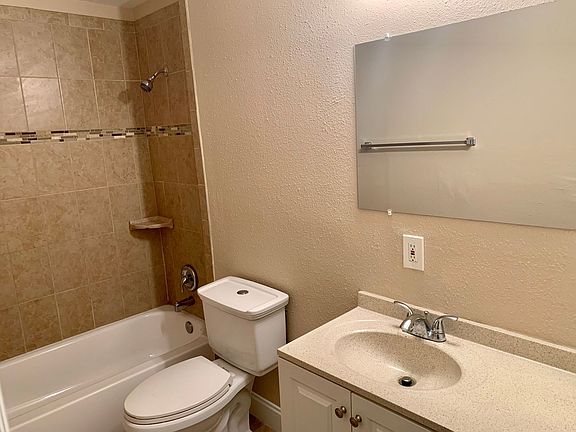 5th image of 3219 N 48th St Unit 4