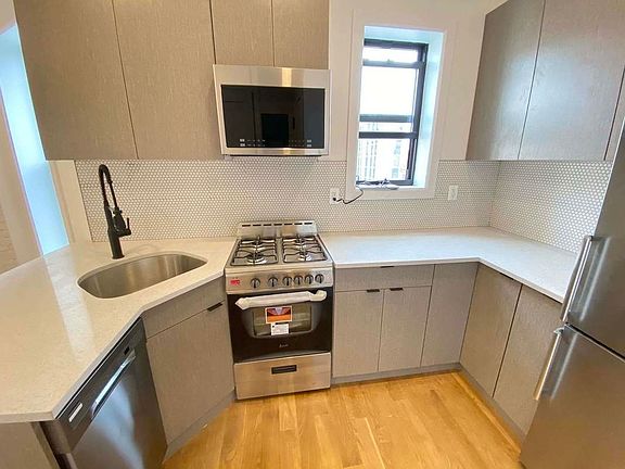 3rd image of 243 E 120th St APT 5R
