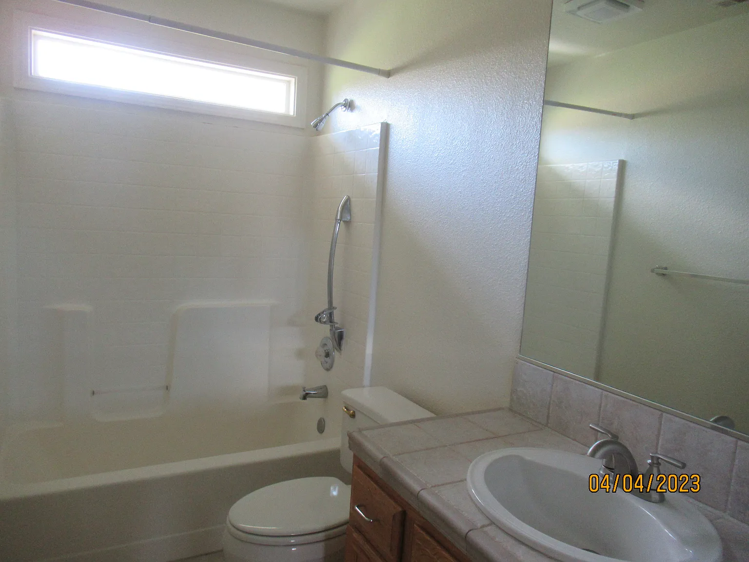 3 bed, 2.5 bath, 1850 sqft, $3,800 — Photo 4