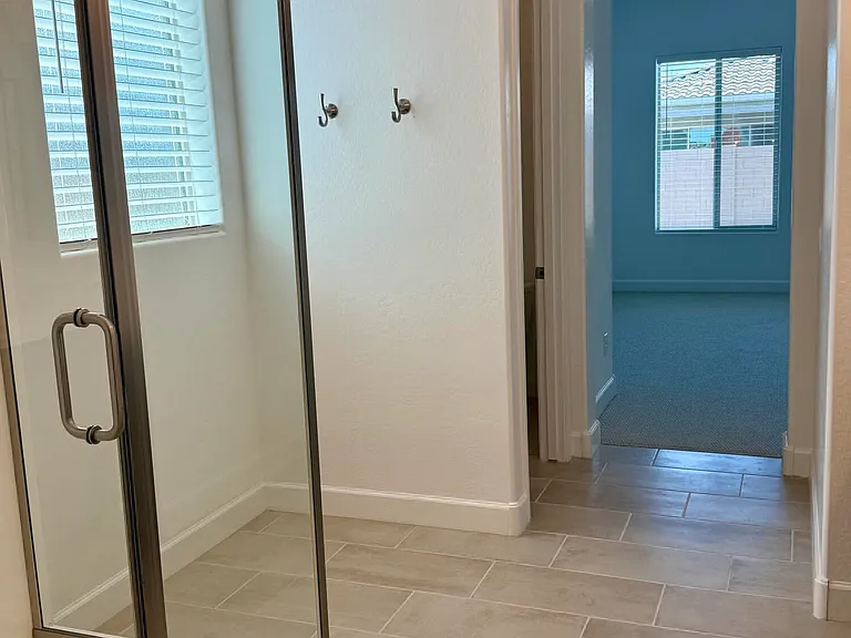 2933 E Mission Ln — Photo 27
