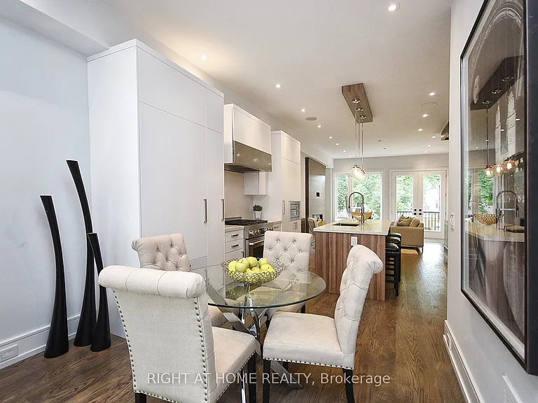 177 Ranleigh Ave — Photo 6