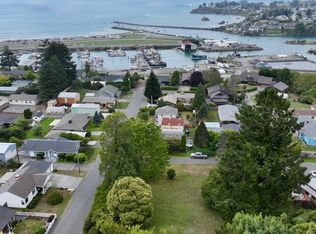 97803 Crestline Loop, Brookings, OR 97415