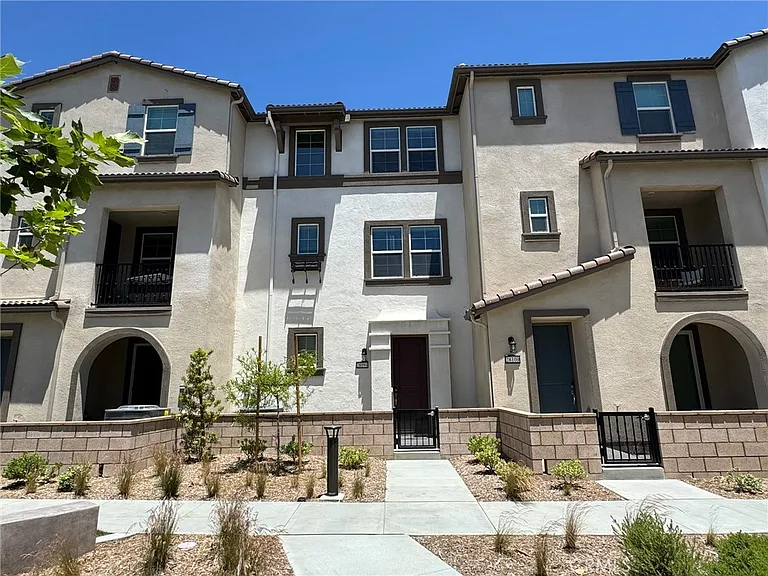 28094 Melrose Dr — Photo 27