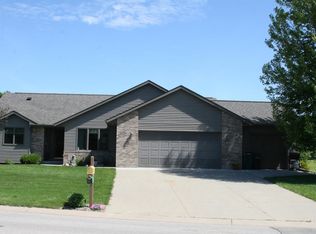 73 Whispering Hills Dr, Saint Charles, MN 55972