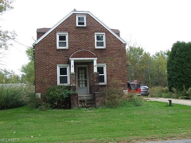 1st image of 1899 Edwards Dr