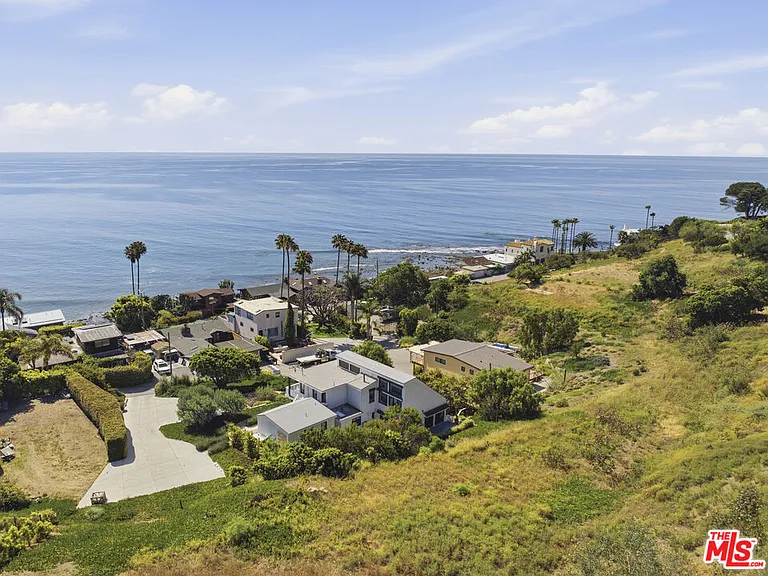 26723 Latigo Shore Dr — Photo 2