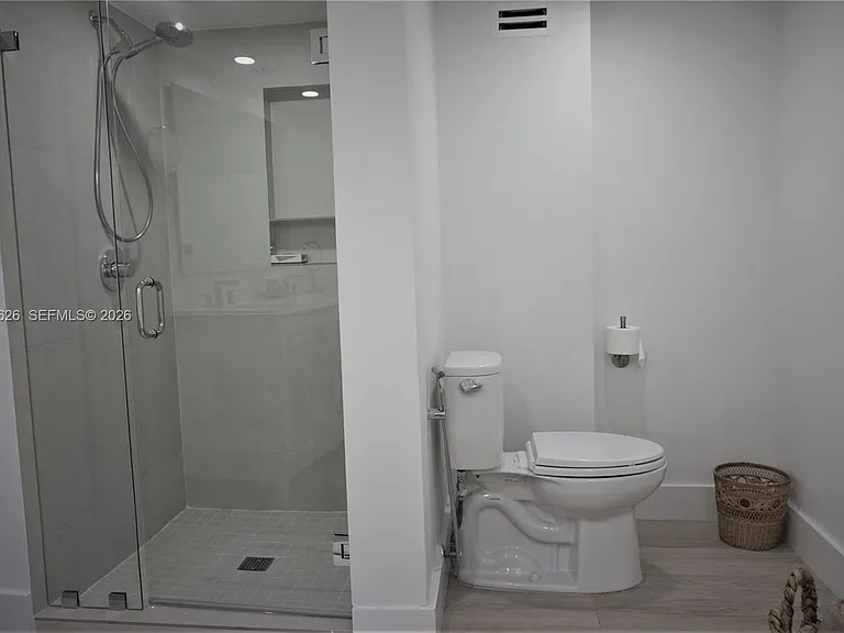 210 Sea View Dr #408 — Photo 18