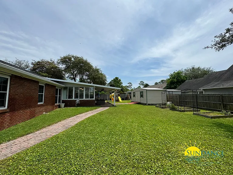 109 Long Pointe Dr — Photo 38
