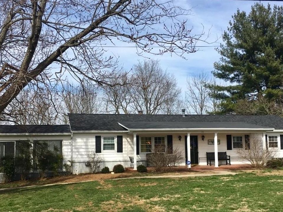1st image of 70 Marie Dr