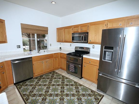 5th image of 1356 Avenida Pantera