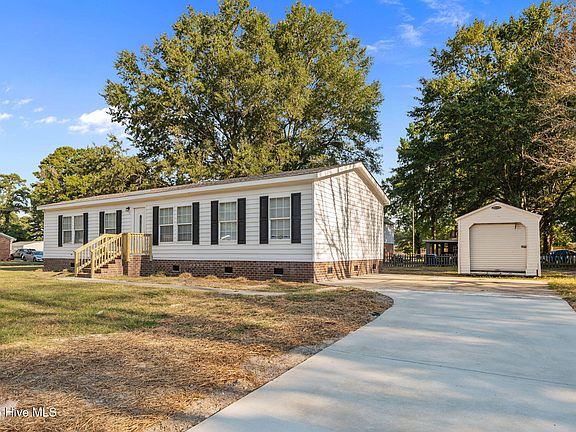 2nd image of 206 Woodside Road