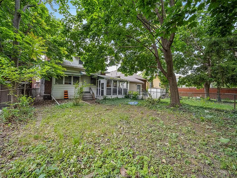 494 Rankin Ave — Photo 32