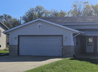 603 Foxmead Pl UNIT A, Waterford, WI 53185