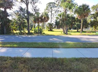 1202 W Shell Point Rd, Ruskin, FL 33570