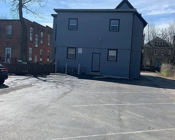 838 Oak St — Photo 26
